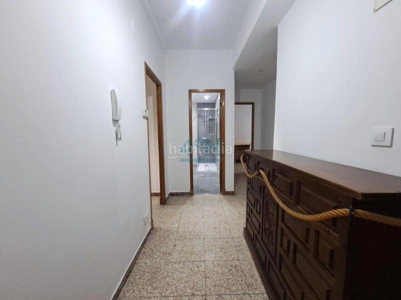 Foto ee13c6c6-dd9c-46be-8287-4fd066dfce45. Rent flat with heating in Universidad Ourense