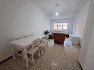 Miete Etagenwohnung in Universidad