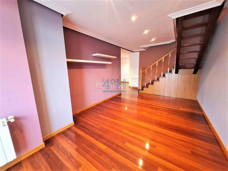 Foto 277087e2-df62-40cd-ac00-49dfa18c2277. Location duplex avec chauffage parking dans San Rosendo Ourense