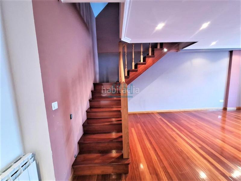 Foto f7fed32f-d680-47b0-90ae-961326287685. Location duplex avec chauffage parking dans San Rosendo Ourense