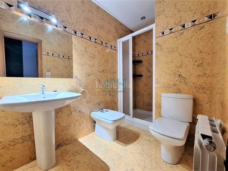 Foto e27b5477-f9ac-4c95-bf0a-afbee7f75190. Rent duplex with heating parking in San Rosendo Ourense