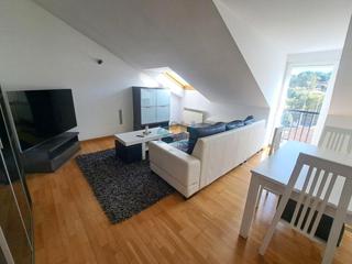 Dachwohnung in San Cibrao das Viñas