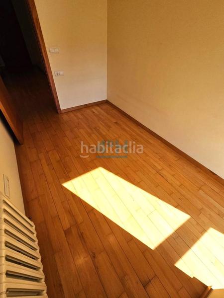 Foto 10ae11a4-fb36-420b-bbdb-ce445a0d8b5f. Location appartement avec chauffage dans Casco Viejo Ourense