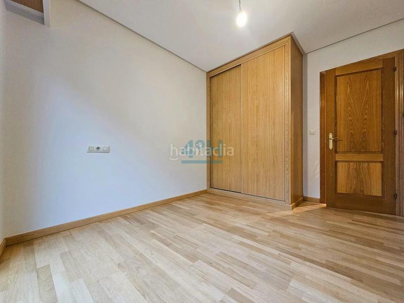 Foto 369eb08e-60c9-49d5-8e4e-5dd2664a3ede. Flat with heating parking in Couto Ourense