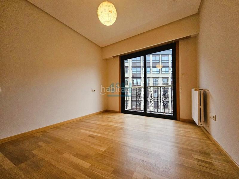 Foto 5bfe21e2-c29b-44f2-b6c8-2ef6b69d3a61. Flat with heating parking in Couto Ourense