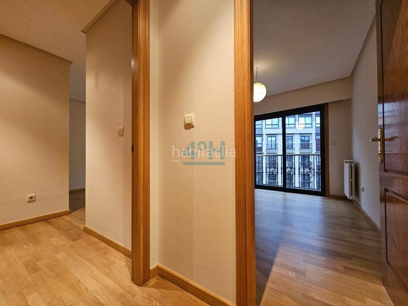 Foto 831e885b-38d1-48ab-8e14-080f77c2944b. Flat with heating parking in Couto Ourense