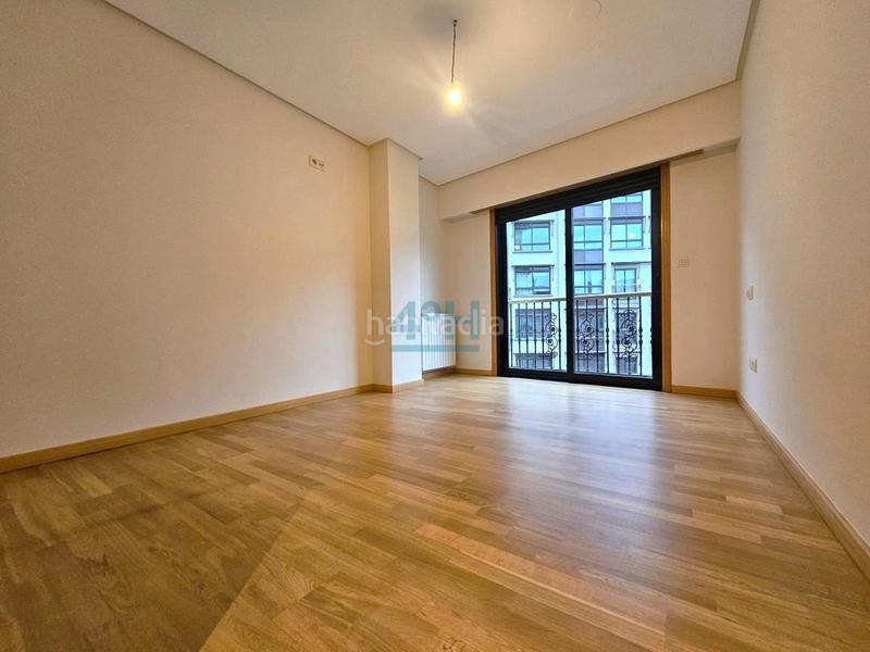 Foto 5833e73a-cbf4-4415-889f-6508f04cbc9e. Piso en Couto Ourense