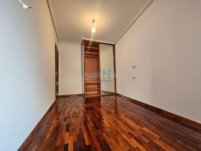 Foto 13ece519-9c7a-416b-ac9c-b3a66a983205. Location appartement avec chauffage parking dans Barrocanes Ourense