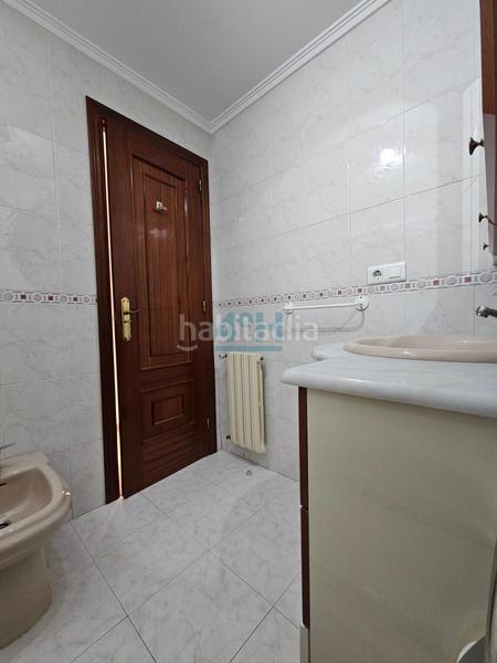 Foto 79dd26e9-008b-4702-b9bc-9607700d858c. Alquiler piso en Barrocanes Ourense