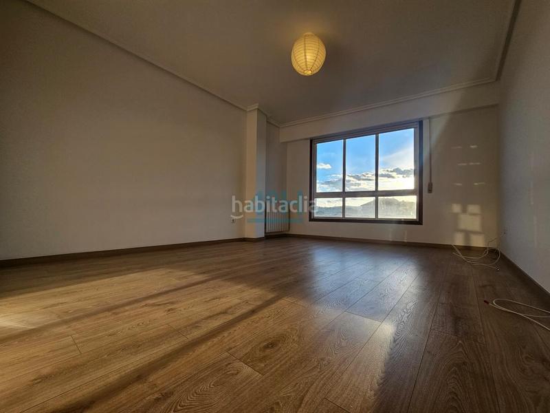 Foto ce2dbabb-b04a-4e86-a4ff-e68882366817. Alquiler piso en Barrocanes Ourense