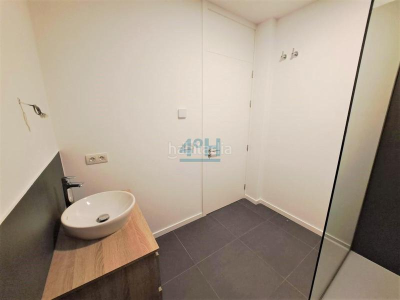 Foto 5526b90d-e1f9-4b01-bfb9-67f856968be2. Rent flat with heating parking in Centro Ourense