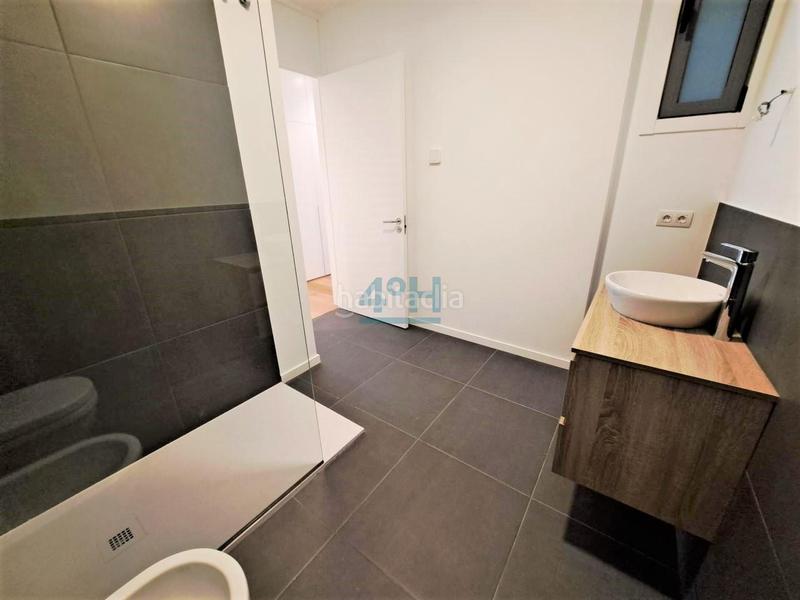 Foto 6a306d70-3424-4640-9436-094d42ac0897. Rent flat with heating parking in Centro Ourense