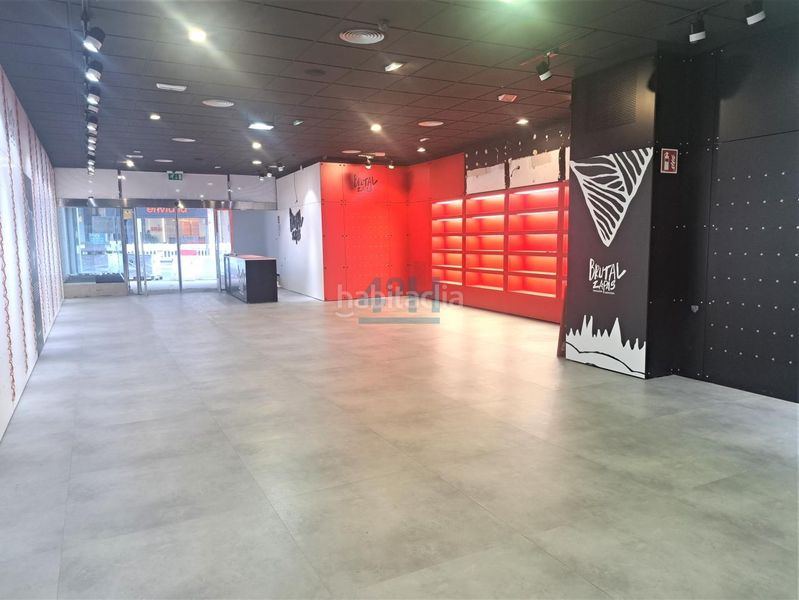 Foto 40fd785b-d91e-4e27-aa7f-ca2cb20f7239. Local comercial a Centro Ourense