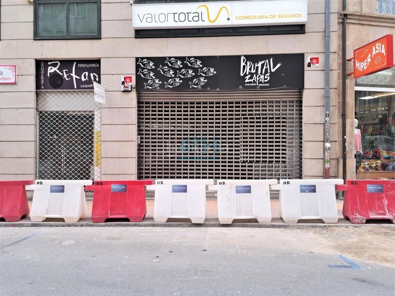 Foto 92387670-a60e-4329-8400-7fbf51eb3f1a. Local comercial a Centro Ourense