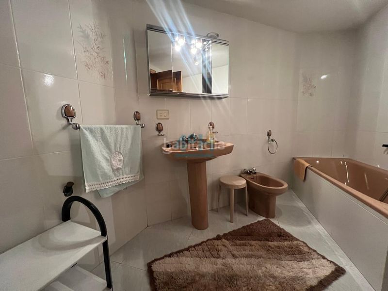 Foto 19b97bde-446e-472f-915f-c15e16def7b4. Casa amb aparcament a Maceda