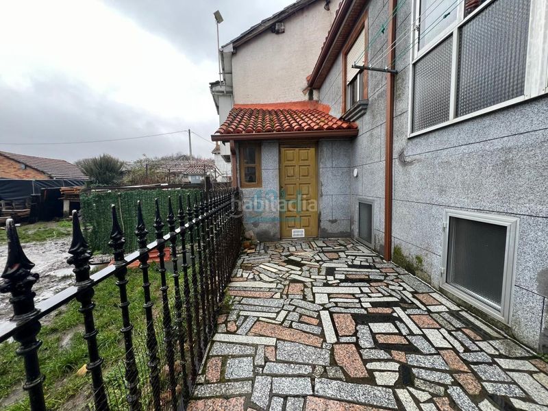 Foto 2c52a716-4681-474d-a3b0-f0f4c622edb0. Casa amb aparcament a Maceda