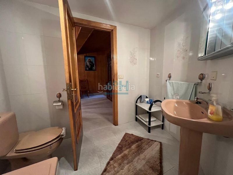 Foto f6875e48-1ade-4392-a736-3f9b2d87abf5. Casa amb aparcament a Maceda