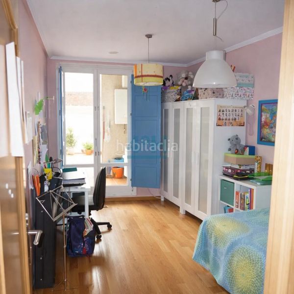 Foto d3c7af66-d0d5-4fa5-b32d-0a63a7ef7f22. Pis amb calefacció aparcament a Centro Ourense