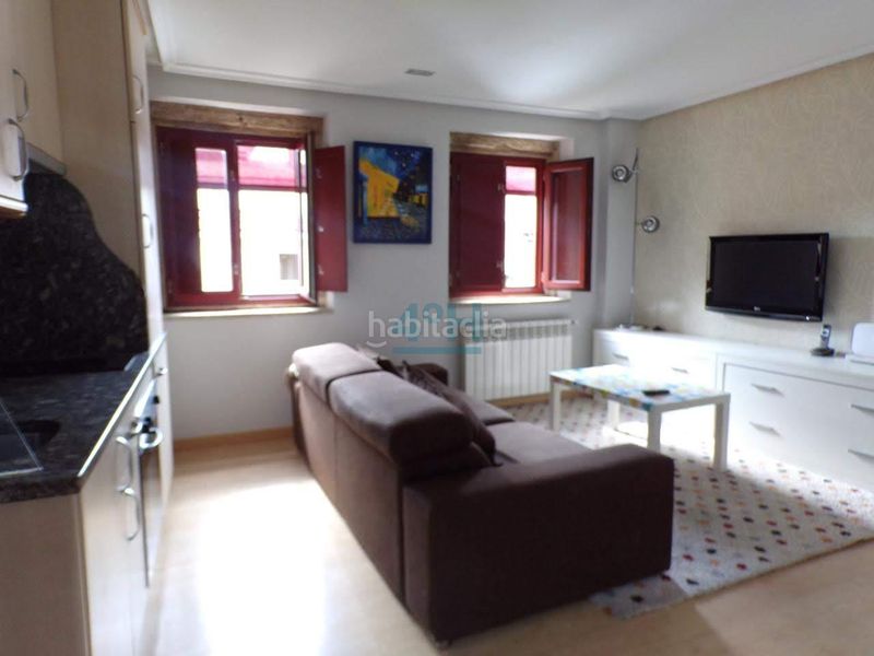 Foto dffc1660-4149-45c7-b391-a81223917d6b. Estudio en Casco Viejo Ourense
