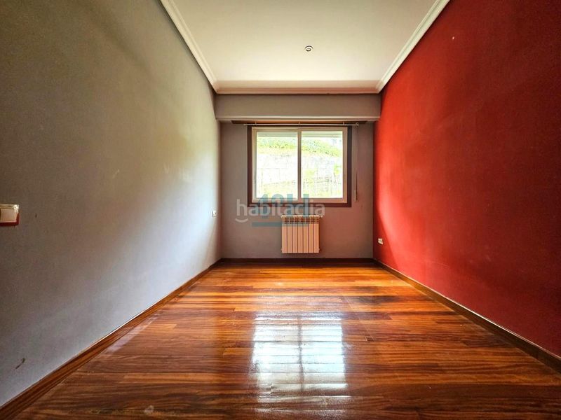 Foto 45d8e6ab-cc45-4ce9-82b8-87515c0cda08. Apartament amb calefacció aparcament a Barbadás