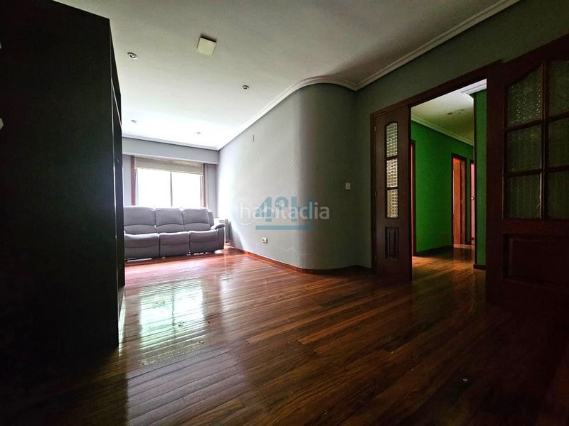 Foto a78d5379-7eac-4b6d-b64b-081955a60322. Apartament amb calefacció aparcament a Barbadás