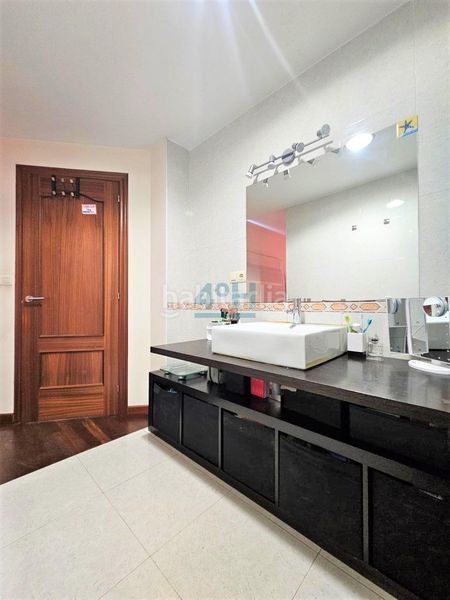 Foto 586b172d-0fbb-4b42-8043-d788c8e13878. Apartament amb calefacció aparcament a Barbadás