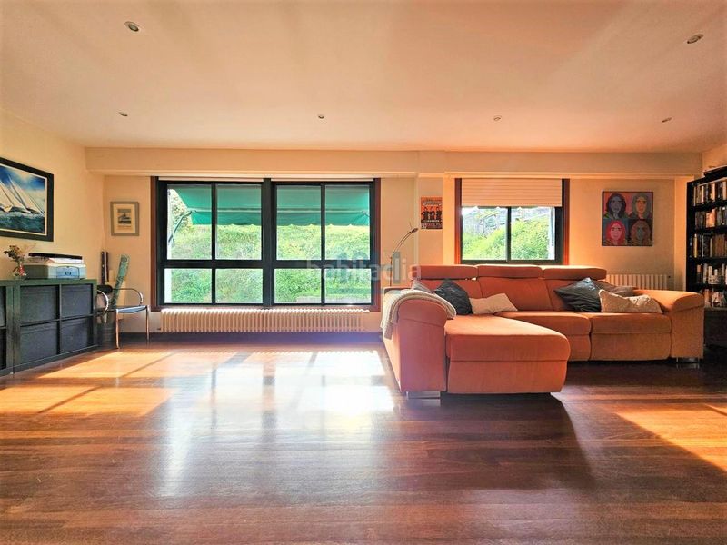 Foto c4a7707b-8f98-48cc-a33e-c081a896ad25. Apartament amb calefacció aparcament a Barbadás