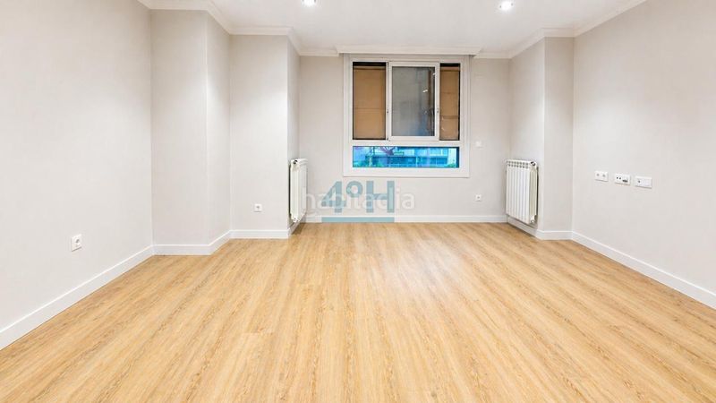 Foto 6ab0bbd6-f47f-41e5-b8ca-48fdb7651b66. Apartament amb calefacció aparcament a Centro Ourense