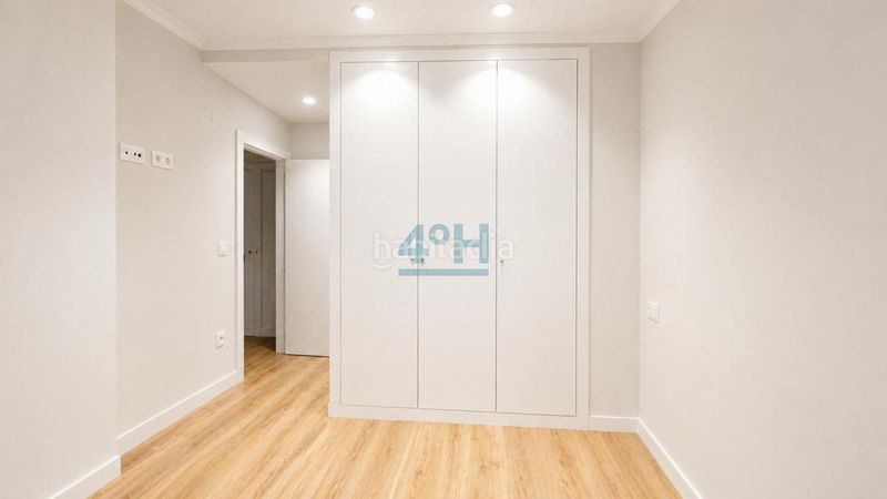Foto c439bd41-4ef5-429b-a9c9-38a131683f02. Apartament amb calefacció aparcament a Centro Ourense
