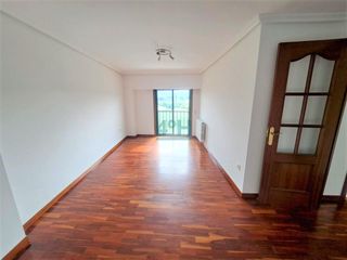 Apartament a Barbadás