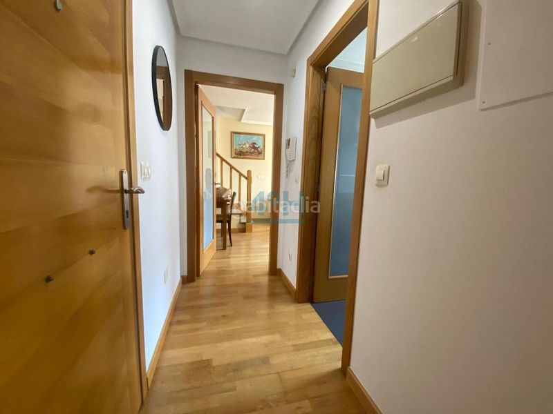 Foto 609f313b-24ec-4fc8-9613-f00f3884ced9. Dúplex amb calefacció a Universidad Ourense