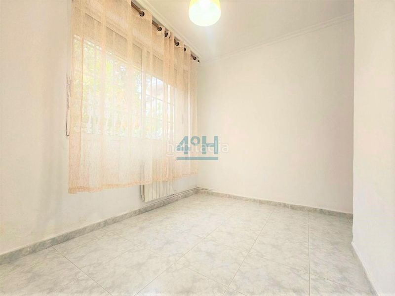 Foto 701e8d0f-48a5-48dc-b026-ca2d48c5b990. Casa aparellada amb calefacció aparcament a San Francisco Ourense