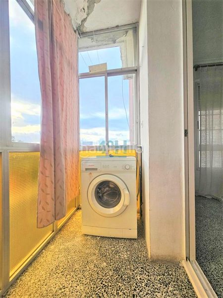 Foto e04aa432-b038-4042-aaa0-a2cb03285673. Casa aparellada amb calefacció aparcament a San Francisco Ourense
