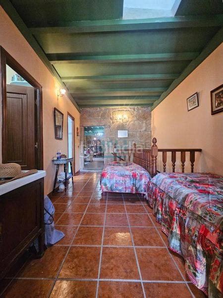 Foto 64289c7d-b655-4873-9045-c8257eec54ca. Masia a Beade