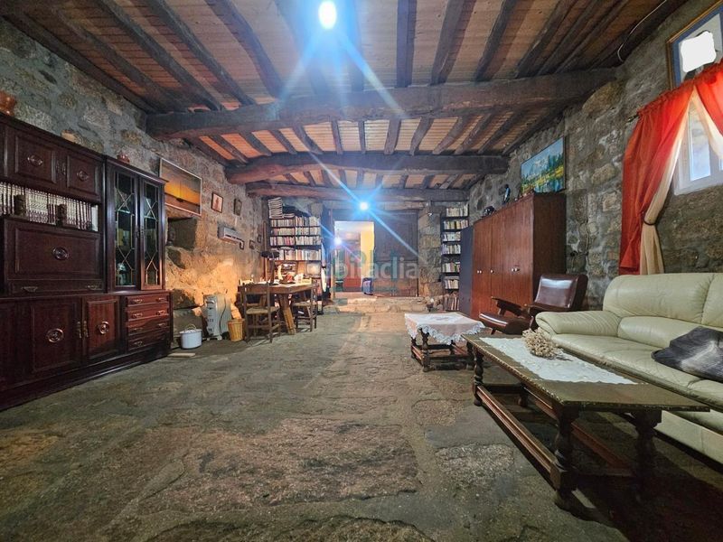 Foto 87c52025-b6f7-4f6e-8dbd-50176c7c021d. Masia a Beade