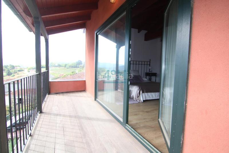 Foto 0cb2fe74-be07-493c-b8ff-cad3e56c0dce. Casa amb calefacció a Beade
