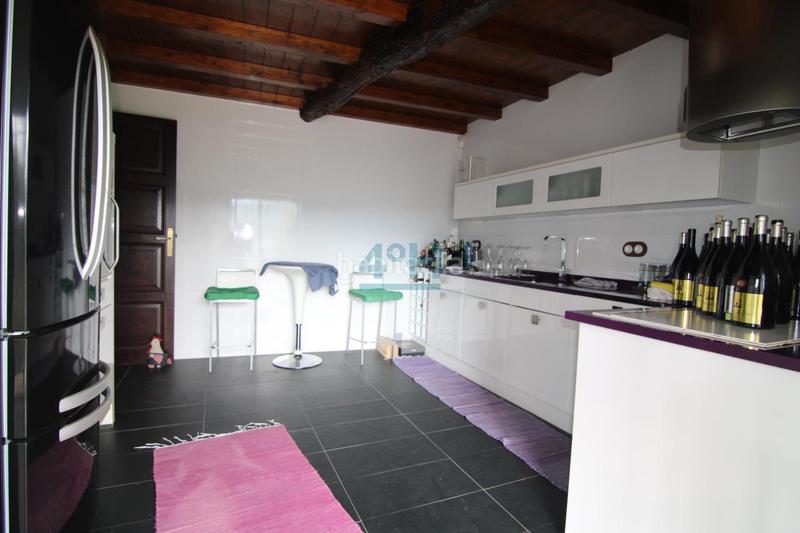 Foto 861b873d-db00-4416-8e57-9aba211efe7b. Casa amb calefacció a Beade