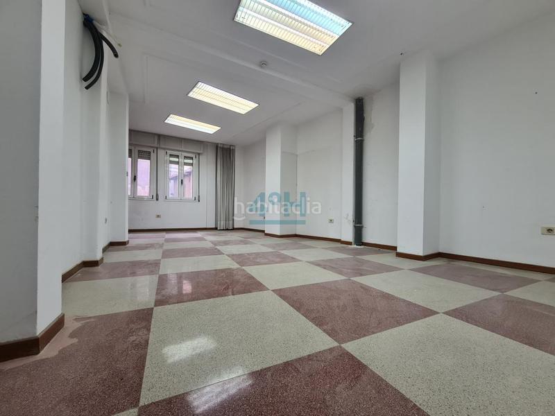 Foto 694d50ba-9d6a-4416-8b60-0c9e089fbd1b. Édifice dans Casco Viejo Ourense