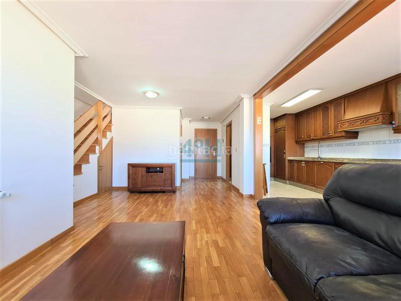 Foto d6fa81e4-aece-48ff-8aa1-7386d52576e4. Zweistöckige wohnung mit heizung parking in Xinzo de Limia