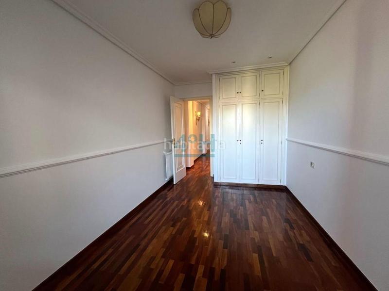 Foto c84bf4da-c0a0-4eea-9b87-5c7b092afea0. Pis amb calefacció aparcament a Couto Ourense