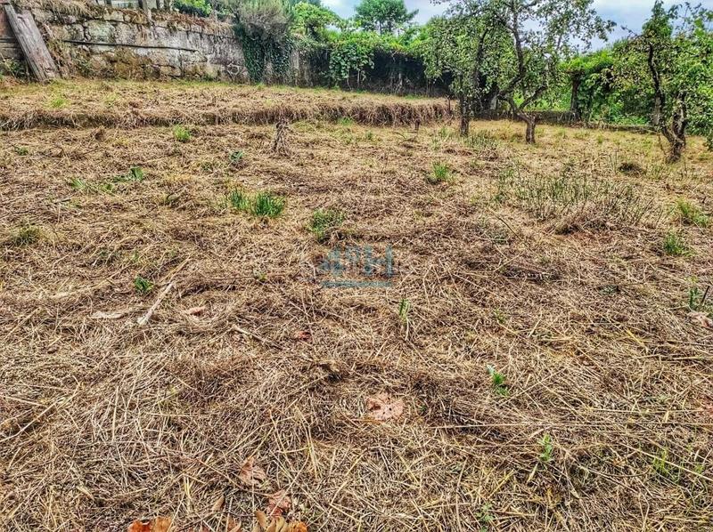 Foto 3dd0aa7f-a3de-46c2-9d2e-3245b54da369. Terreno residencial en As Lagoas Ourense