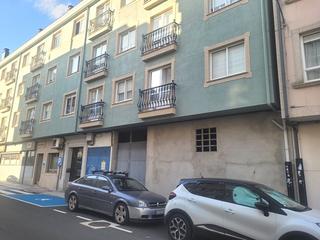 Location Local commercial à Rúa tui 24. Local en narón
