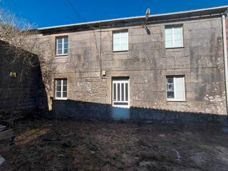 Masia a Ponte aranga 3. Casa a reformar en aranga