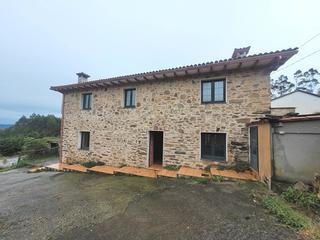 Chalet in Lugar barrosas 3. Casa con finca en cedeira (a coruña)