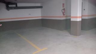 Lloguer Aparcament cotxe a Avenida valle inclán 11. Plaza de garaje en foz