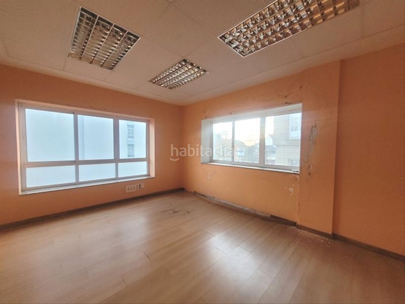 Foto 926065cd-73e7-42f2-9d9f-a9bb8b6efcbe. Local comercial en rúa naturista lópez seoane 23 local en Ferrol