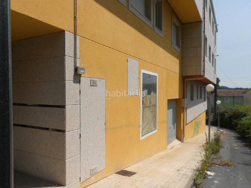 Foto a5f6787e-80b5-4298-9360-14e143ddd11f. Locale commerciale in rúa rosalía de castro 28 in Carral
