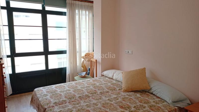 Foto aa3a2f90-a758-4fc2-a06a-2b6b4933821d. Piso en rúa mariñeiro chila 10 piso a 200 m. playa en Foz