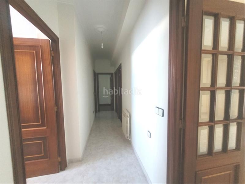 Foto a42df4b1-ea70-4eb0-8f40-299a4bcb8cb7. Edifici a Fene