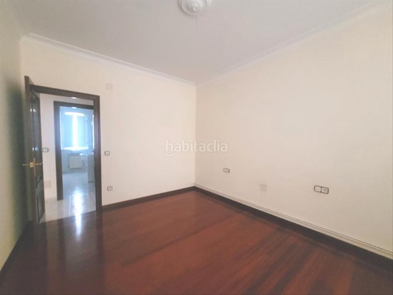 Foto b28c9bd3-022c-42f3-ab09-3cec4f71e9c8. Edifici a Fene